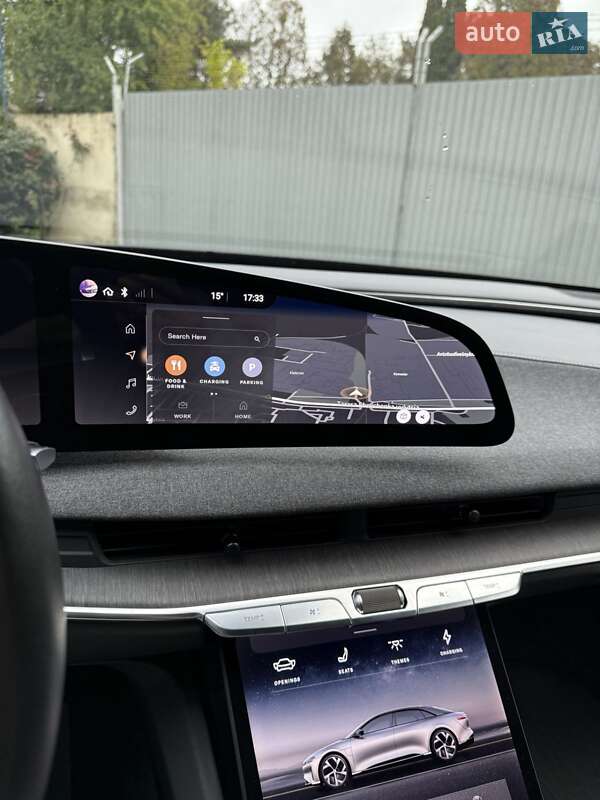 Седан Lucid Air 2023 в Львові