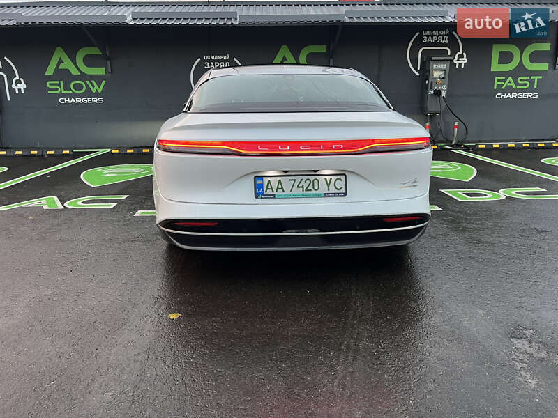 Седан Lucid Air 2022 в Києві