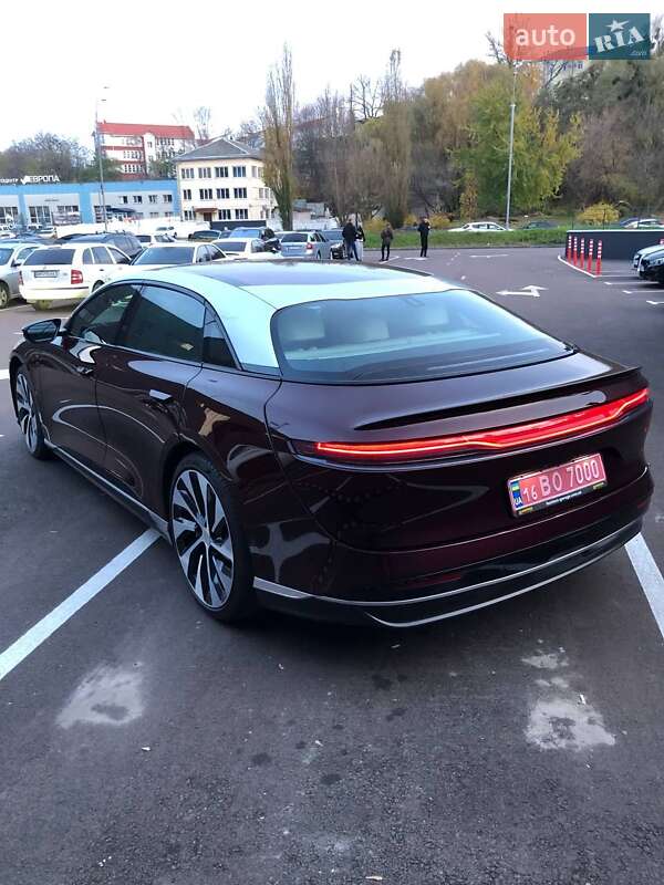 Седан Lucid Air 2022 в Киеве фото 125 Седан Lucid Air 2022 в Киеве