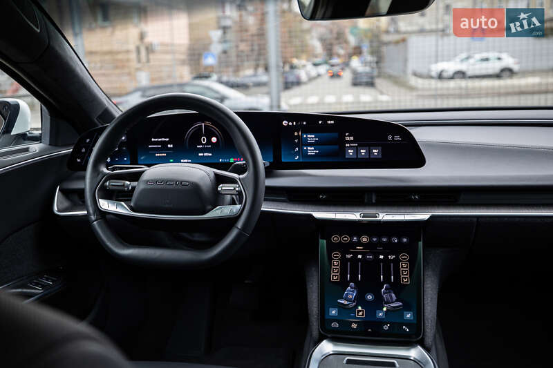 Седан Lucid Air 2023 в Києві