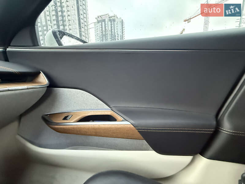 Седан Lucid Air 2023 в Киеве