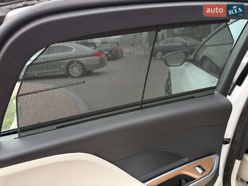 Седан Lucid Air 2023 в Киеве