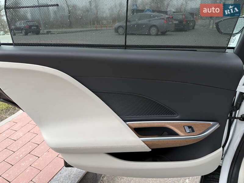 Седан Lucid Air 2023 в Киеве