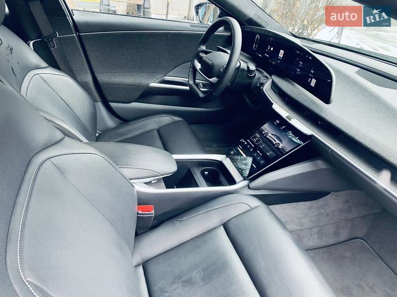 Седан Lucid Air 2024 в Киеве