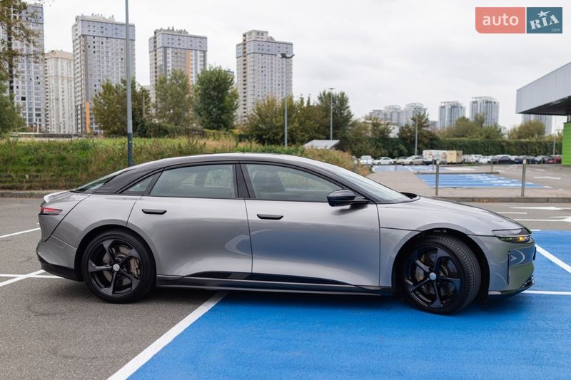 Седан Lucid Air 2024 в Киеве