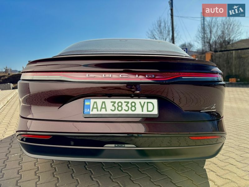 Седан Lucid Air 2024 в Киеве