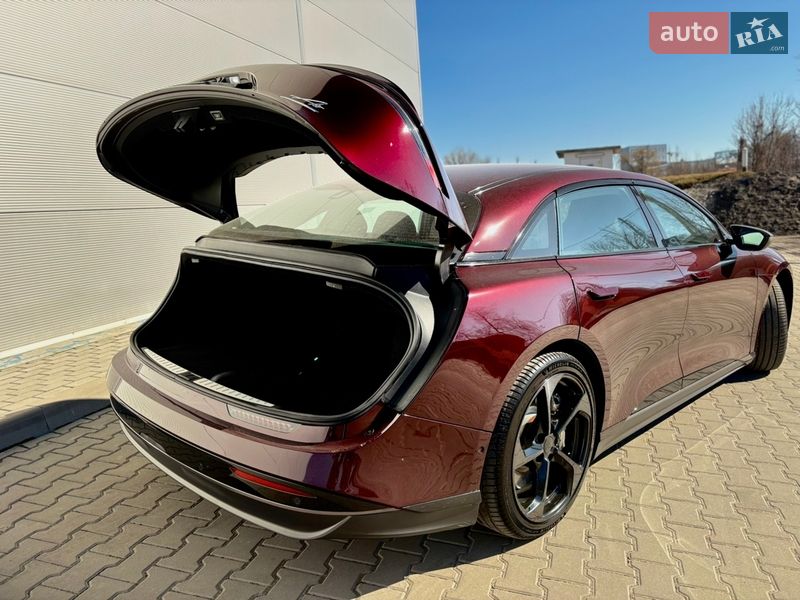 Седан Lucid Air 2024 в Киеве