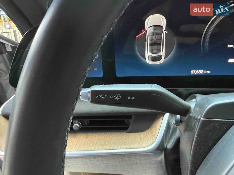 Седан Lucid Air 2022 в Львові