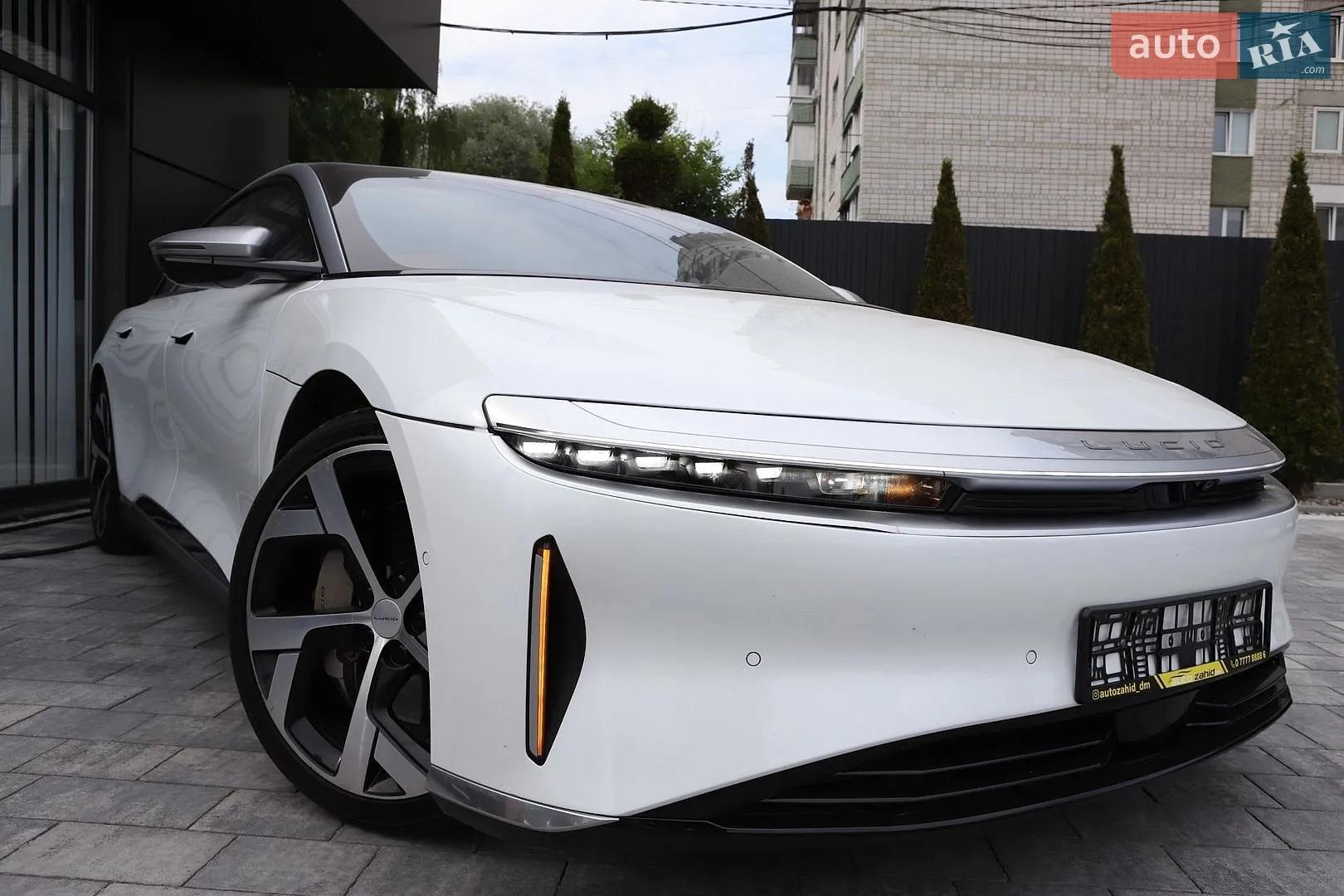 2022 Lucid Air Concept - мініатюра 8