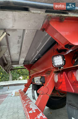 Полуприцеп Luck SKF 2009 в 
