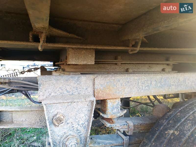 Зерновоз - прицеп Luebtheen WA18-1 1997 в Павлограде фото 3 Зерновоз - прицеп Luebtheen WA18-1 1997 в Павлограде