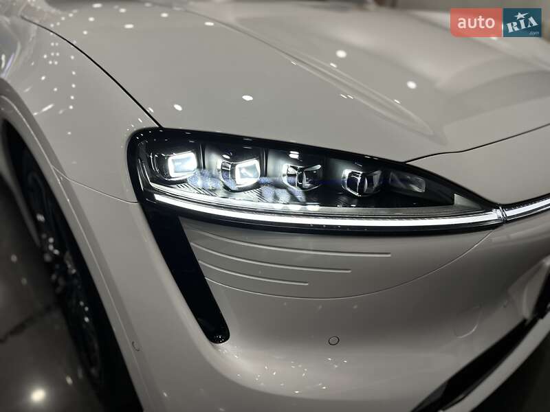 Позашляховик / Кросовер Luxeed R7 2025 в Одесі фото 7 Позашляховик / Кросовер Luxeed R7 2025 в Одесі