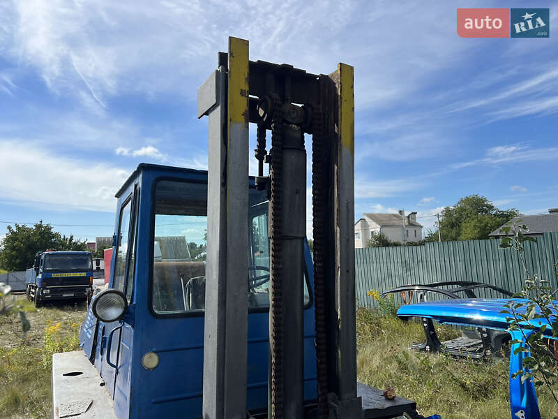 Вилочный погрузчик Львовский погрузчик 4075 1992 в Полтаве