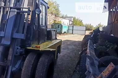 Другая спецтехника Львовский погрузчик 40810 1990 в 