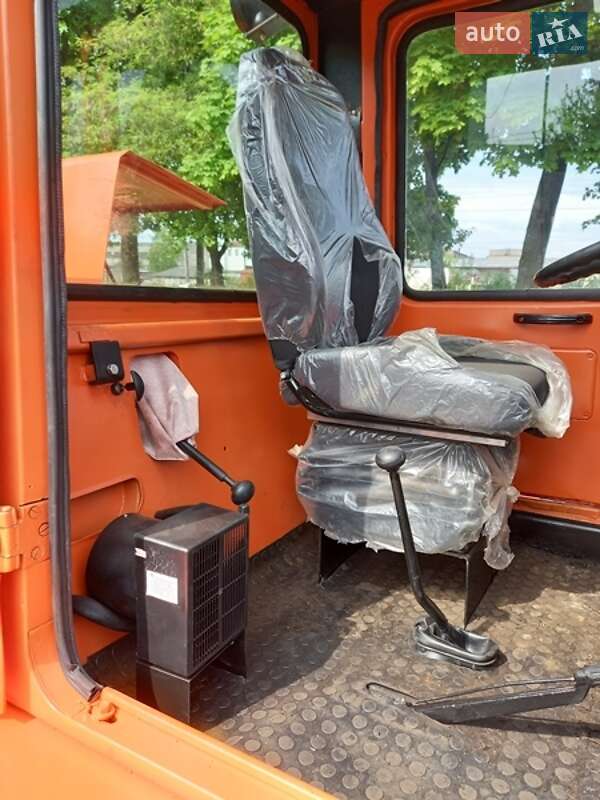 Вилочный погрузчик Львовский погрузчик 40810 2002 в Львове фото 6 Вилочный погрузчик Львовский погрузчик 40810 2002 в Львове