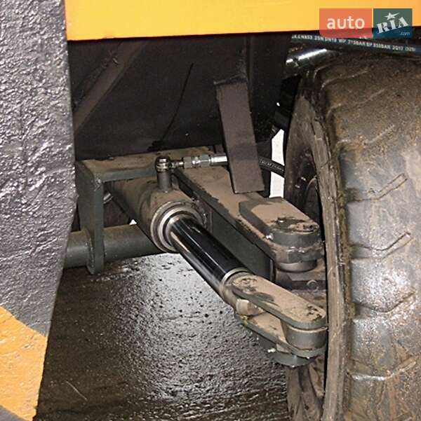 Вилочный погрузчик Львовский погрузчик 40810 2002 в Львове фото 9 Вилочный погрузчик Львовский погрузчик 40810 2002 в Львове