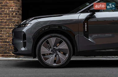 Внедорожник / Кроссовер Lynk&Co 08 2024 в 