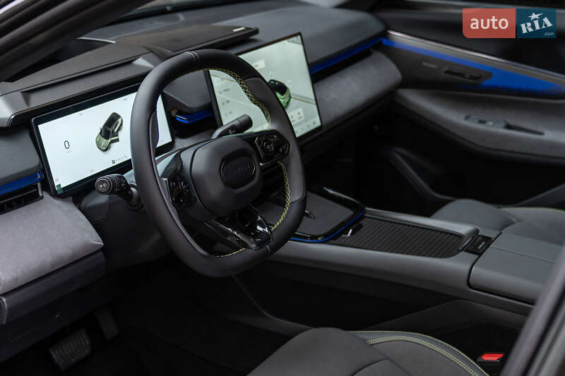 Позашляховик / Кросовер Lynk&Co 08 2024 в Києві