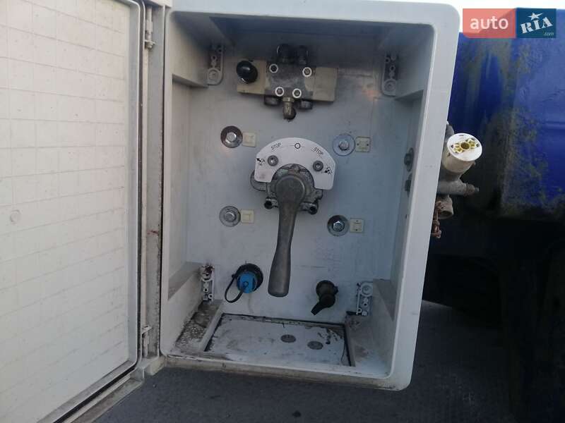 Контейнеровоз полуприцеп M&V Euro 902 2008 в Черноморске фото 23 Контейнеровоз полуприцеп M&V Euro 902 2008 в Черноморске