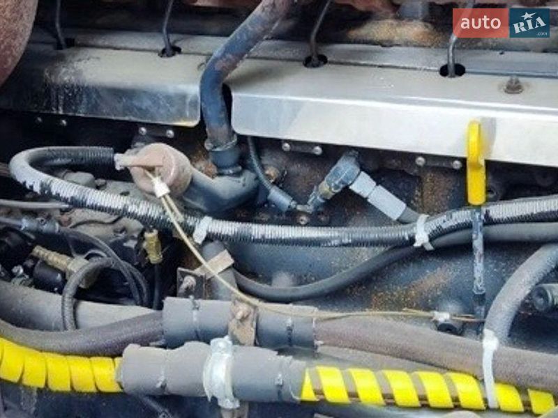 Тягач Mack CX 2002 в Одессе