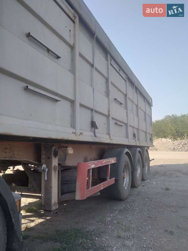 Зерновоз - полуприцеп MAFA 40 2002 в Кропивницком