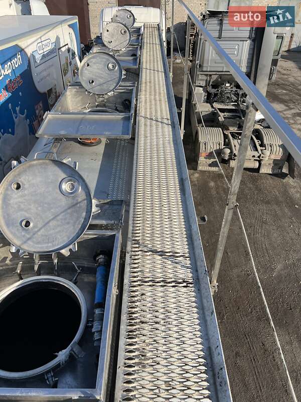 Цистерна полуприцеп Magyar S34SDC1NE 2004 в Днепре