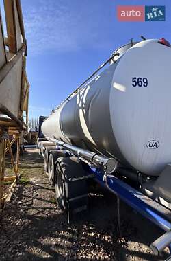 Цистерна полуприцеп Magyar S38DD3 2006 в Житомире