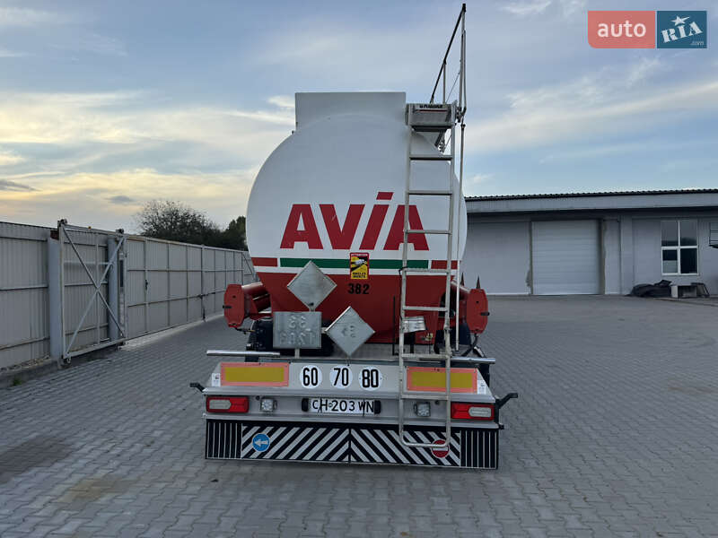 Цистерна полуприцеп Magyar S38DD3 2003 в Староконстантинове фото 4 Цистерна полуприцеп Magyar S38DD3 2003 в Староконстантинове