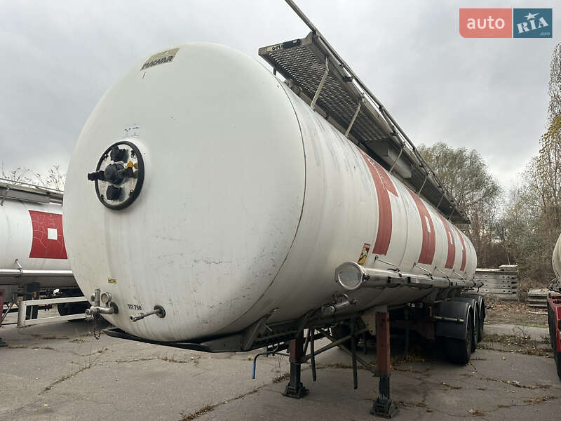 Цистерна полуприцеп Magyar SR34BD 2002 в Кременчуге