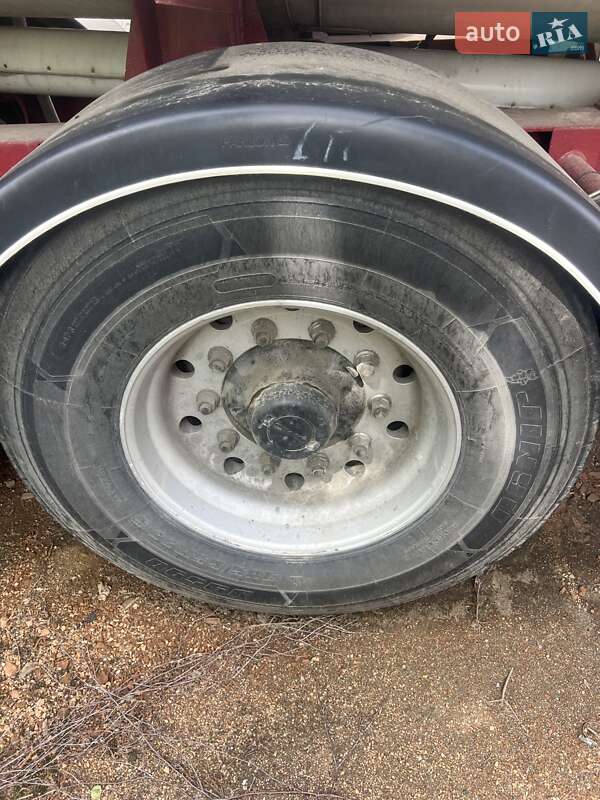 Цистерна напівпричіп Magyar SR34E 1997 в Бару