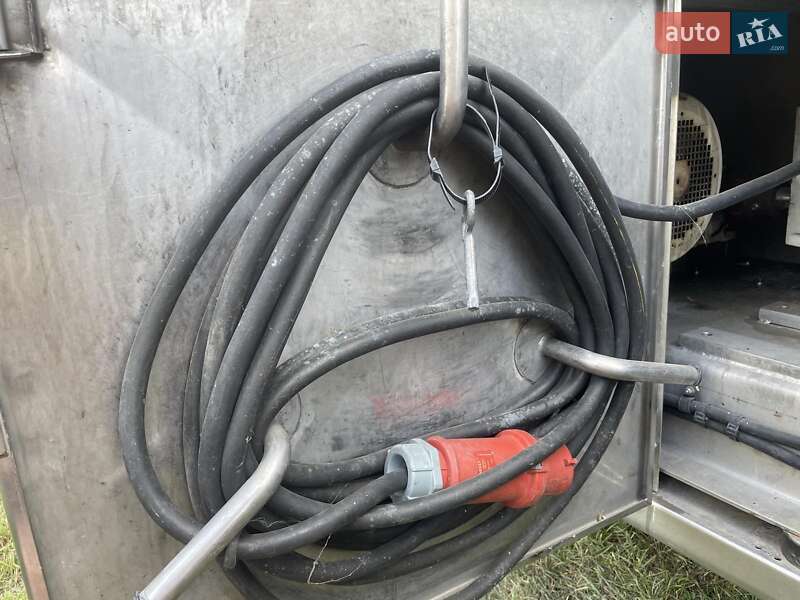 Цистерна напівпричіп Magyar SR34ES 1998 в Дубні