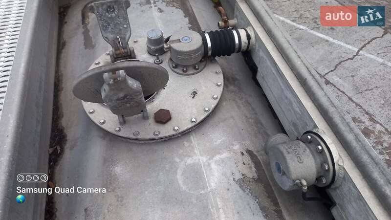 Цистерна полуприцеп Magyar SR 2008 в Киеве