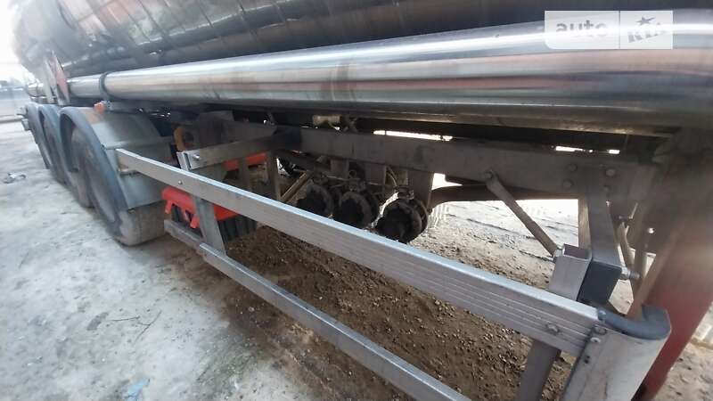 Цистерна полуприцеп Maisonneuv S338FG 2003 в Тернополе фото 6 Цистерна полуприцеп Maisonneuv S338FG 2003 в Тернополе