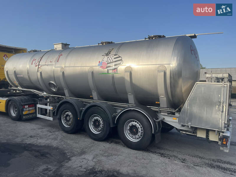 Цистерна напівпричіп Maisonneuv S338FG 2008 в Павлограді