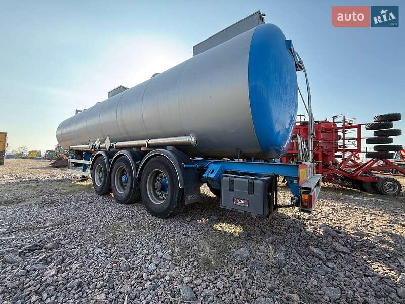 Цистерна Maisonneuv S338FG 2003 в Киеве