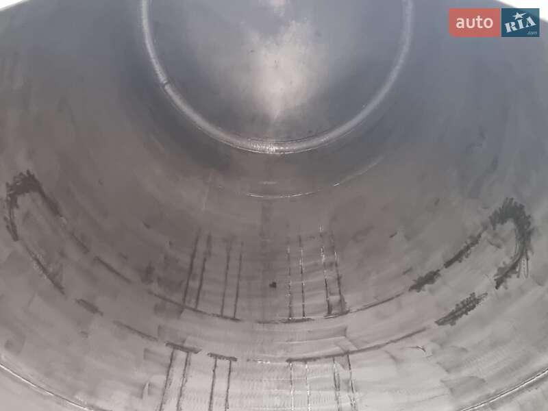 Цистерна полуприцеп Maisonneuv S 1992 в Одессе