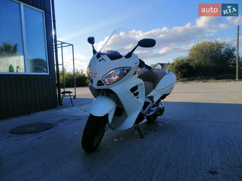 Макси-скутер Malaguti Spidermax 2009 в Бердичеве фото 16 Макси-скутер Malaguti Spidermax 2009 в Бердичеве