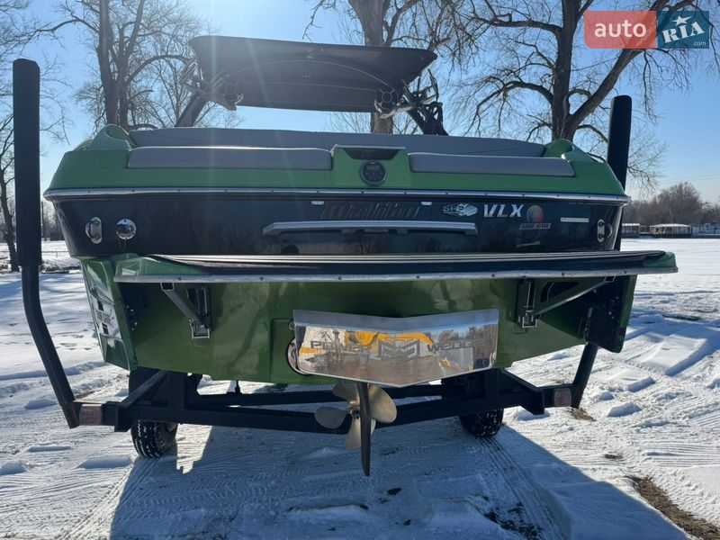 Катер Malibu VLX 2015 в Києві