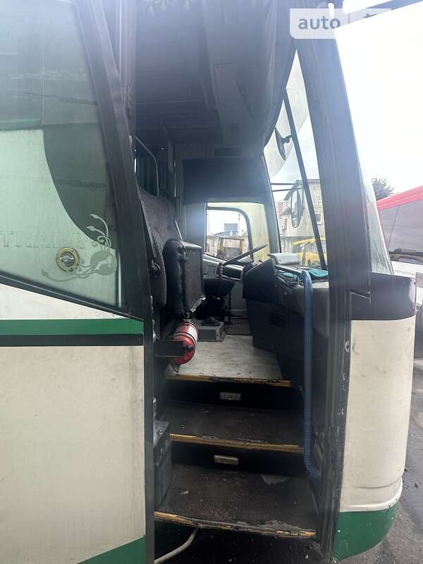 Туристический / Междугородний автобус MAN 11.190 1994 в Броварах