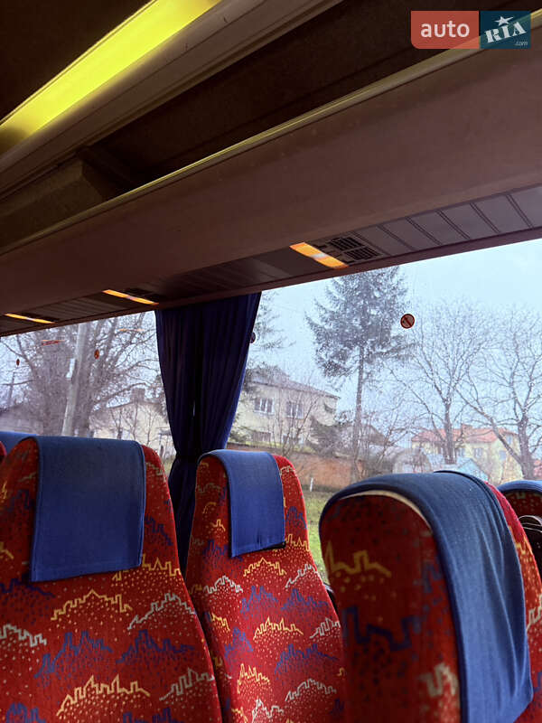 Туристический / Междугородний автобус MAN 11.220 2000 в Теребовле