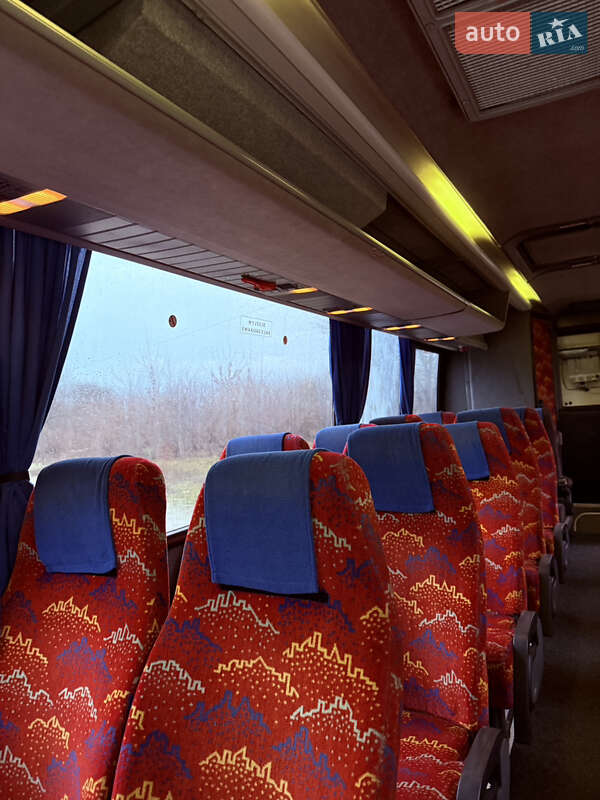 Туристический / Междугородний автобус MAN 11.220 2000 в Теребовле