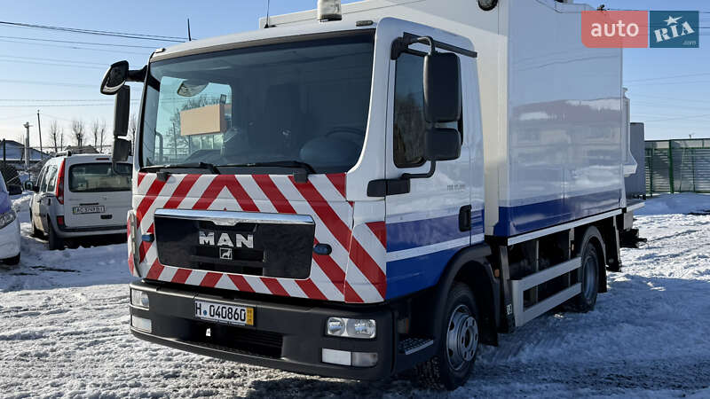 Автовышка MAN 12.192 2009 в Луцке