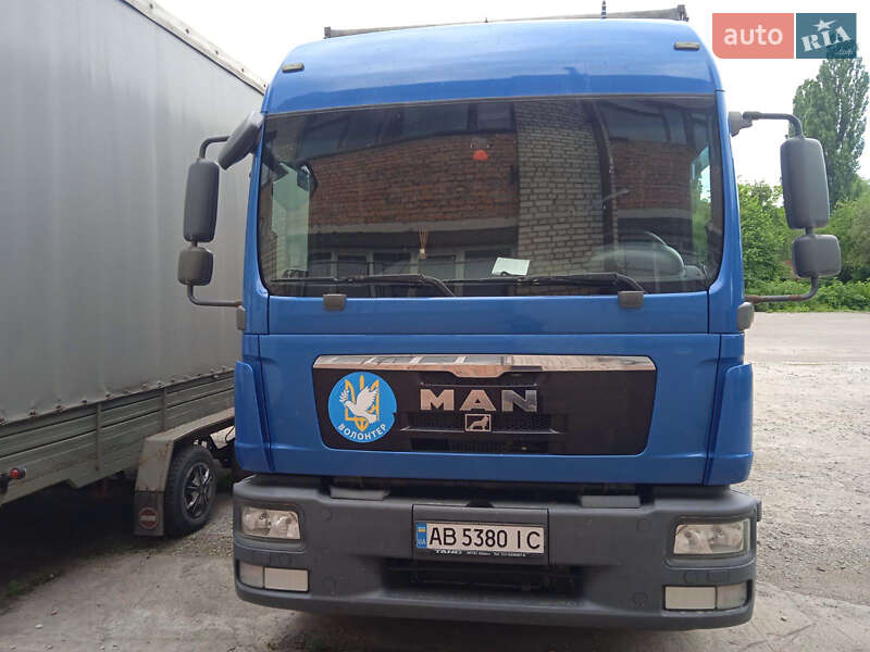 Тентованый MAN 12.220 2011 в Виннице