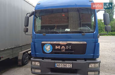 Тентованый MAN 12.220 2011 в 