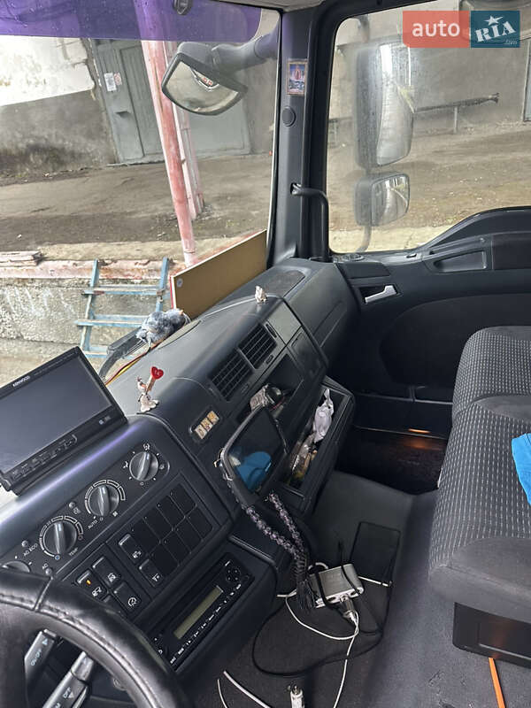 Другие грузовики MAN 12.220 2010 в Кременце