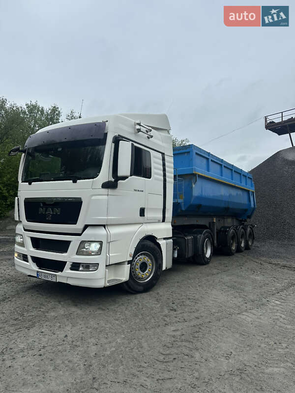 Самосвал MAN 12.285 2008 в 