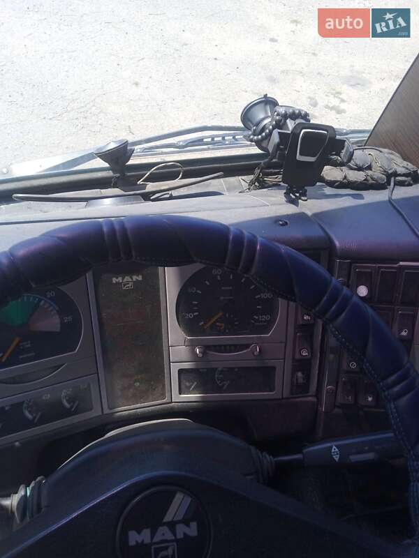 Тягач MAN 12 2000 в 