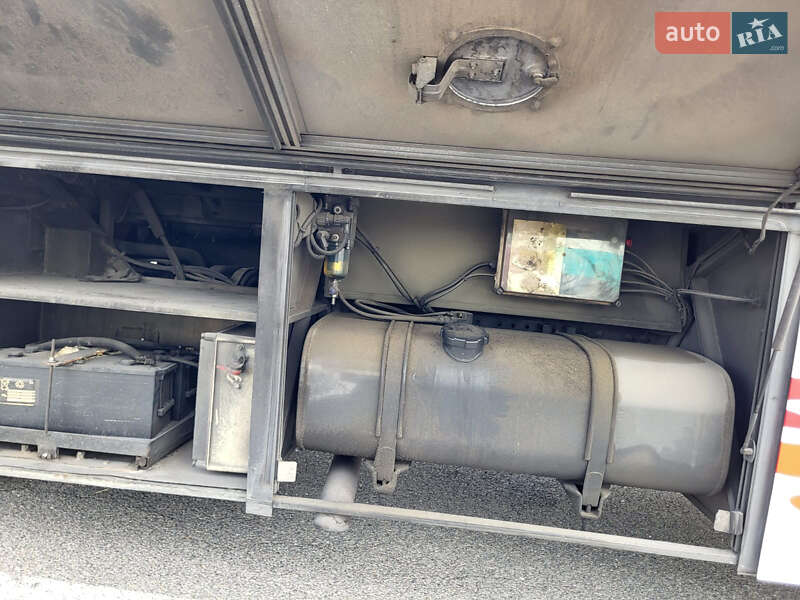 Туристичний / Міжміський автобус MAN 13.220 2009 в Чернівцях
