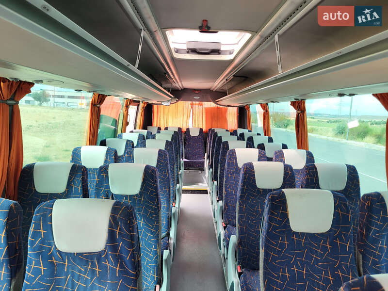 Туристичний / Міжміський автобус MAN 13.220 2009 в Чернівцях