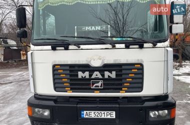 Вантажний фургон MAN 14.285 2004 в Дніпрі